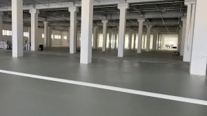 Epoksi zemin kaplamalarının avantajları ve uygulama alanları hakkında detaylı bilgi alın, dayanıklı ve estetik çözümlerle projelerinizi güçlendirin.